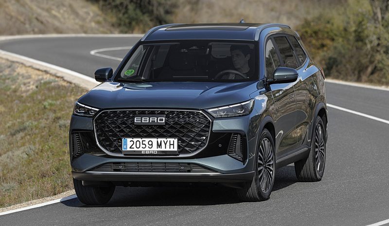 Renting Ebro s800 PHEV